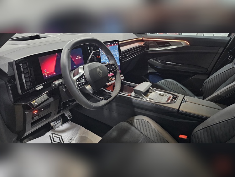 Renault RAFALE ESPIRIT ALPINE E- TECH 200 foto 10